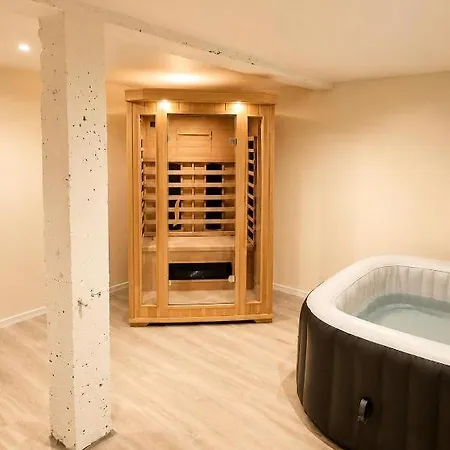 Sauna Et Jacuzzi - 1 Et 1 Salon - Vieille A 5 Minutes 아파트 Ville Haute