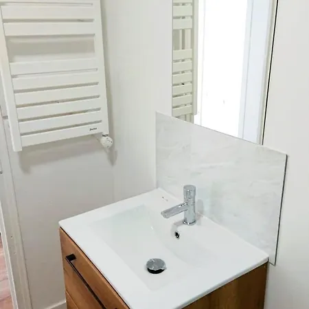 Sauna Et Jacuzzi - 1 Et 1 Salon - Vieille A 5 Minutes Ville Haute